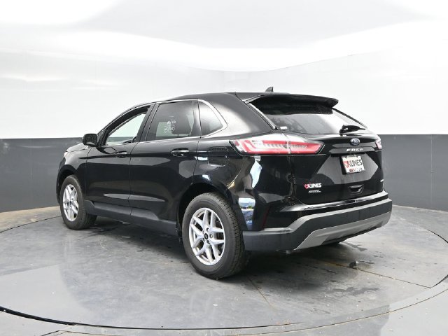 Used 2024 Ford Edge SEL AWD/4WD image 5
