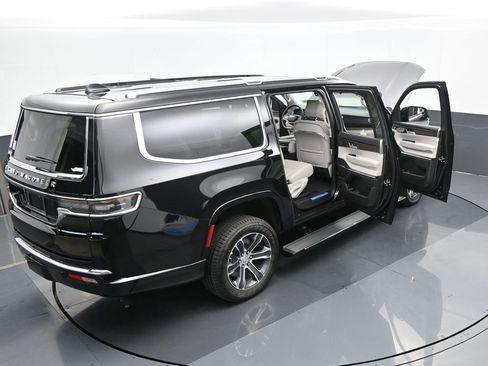 Used 2024 Jeep Grand Wagoneer L 4WD image 72