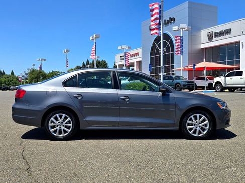 Used 2014 Volkswagen Jetta SE FWD image 7