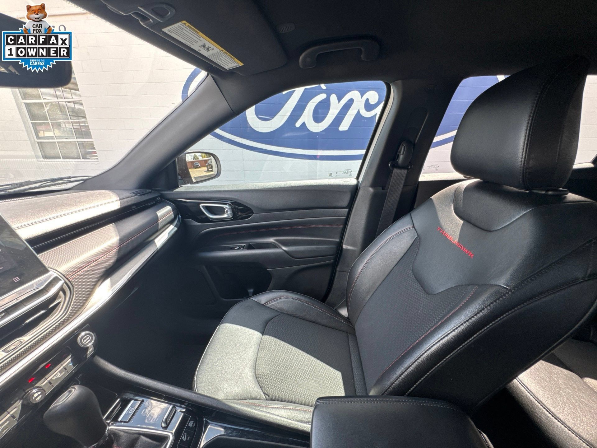 Used 2024 Jeep Compass Trailhawk AWD/4WD image 23