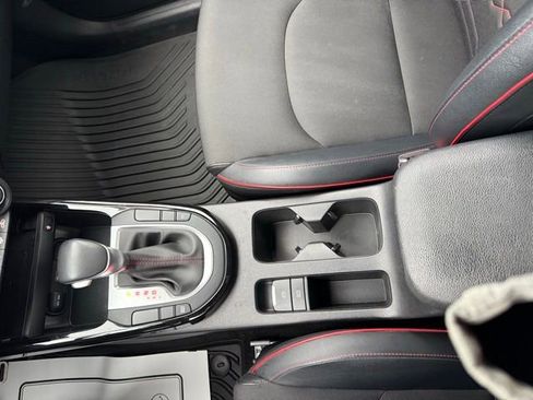 Used 2023 Kia Forte GT image 28