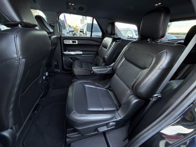 Used 2022 Ford Explorer Limited w/ Equipment Group 301A RWD image 27