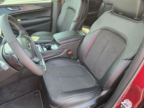 New 2025 Jeep Grand Cherokee L Altitude image 16