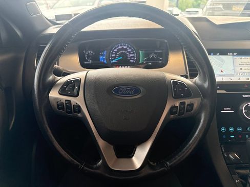 Used 2018 Ford Taurus SHO AWD/4WD image 17