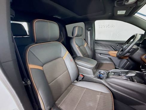 Used 2026 GMC Canyon AT4 w/ Technology Plus Package image 30