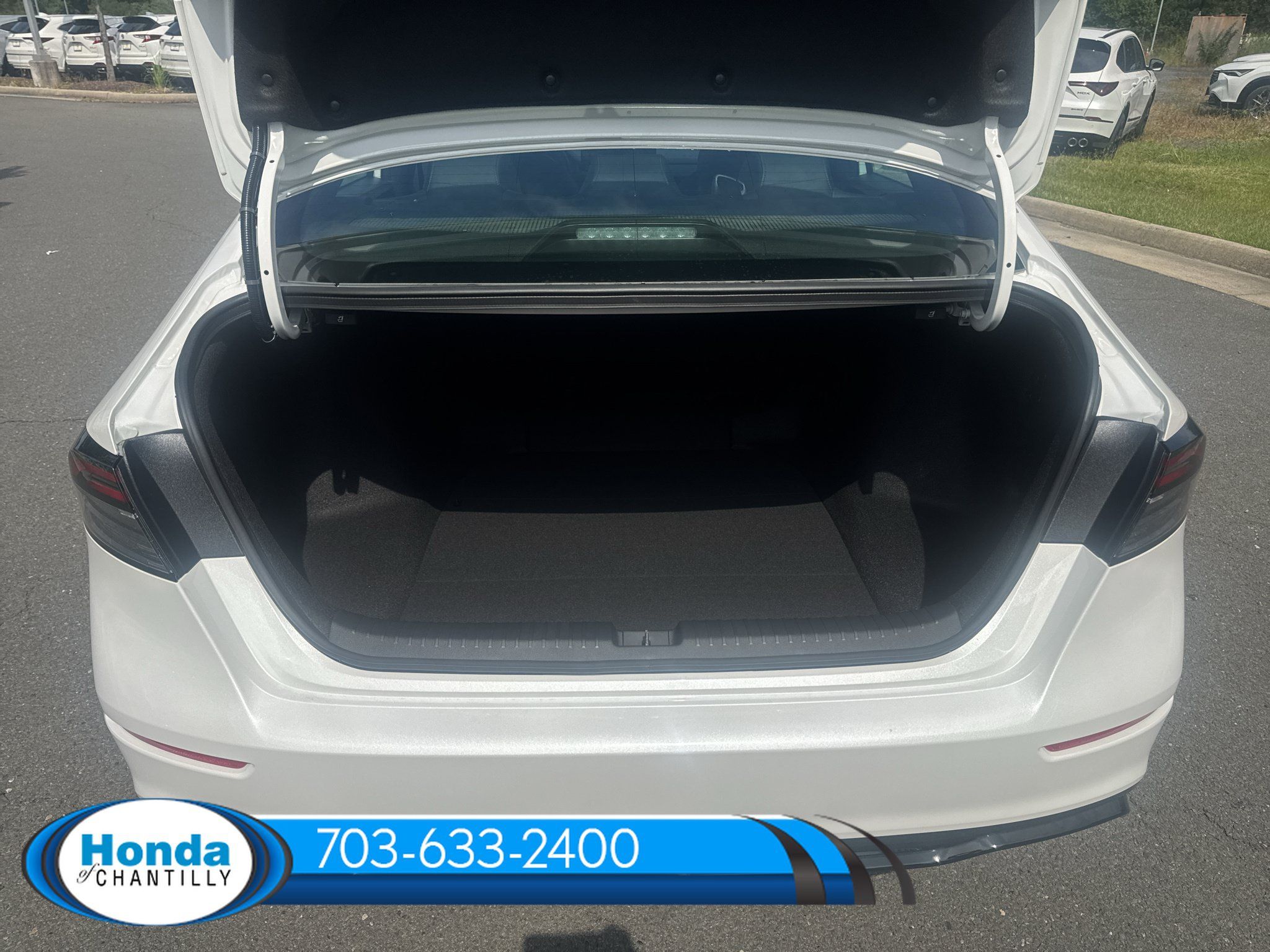New 2026 Honda Accord Hybrid Sport-L FWD image 31
