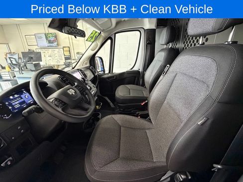Used 2025 RAM ProMaster 2500 w/ U-Haul Equipment Group FWD image 14