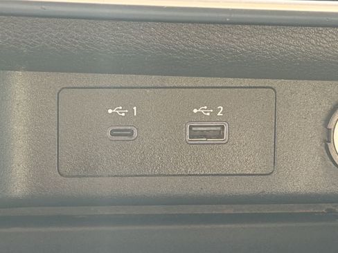 Certified 2023 Nissan Rogue SV FWD image 11