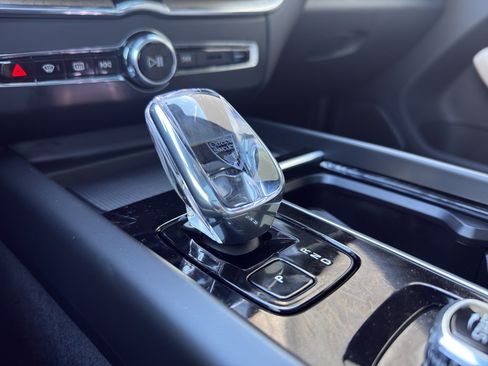 New 2026 Volvo XC60 B5 Core w/ Protection Package image 22