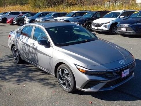 New 2025 Hyundai Elantra SEL w/ Cargo Package image 8