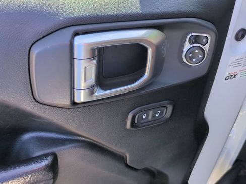 Used 2020 Jeep Wrangler Rubicon AWD/4WD image 12