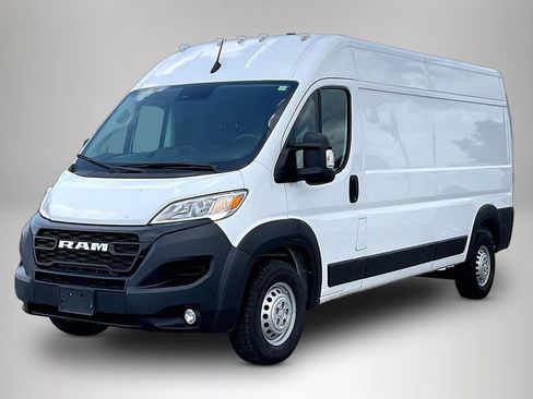 Used 2025 RAM ProMaster 2500 w/ Convenience Group FWD image 2