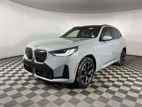 New 2026 BMW X3 xDrive30 w/ M Sport Package image 3