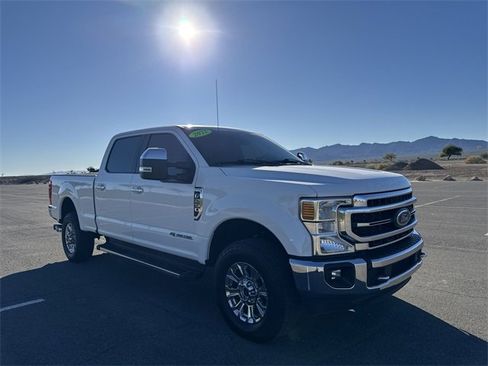 Certified 2022 Ford F250 Lariat w/ Chrome Package image 3