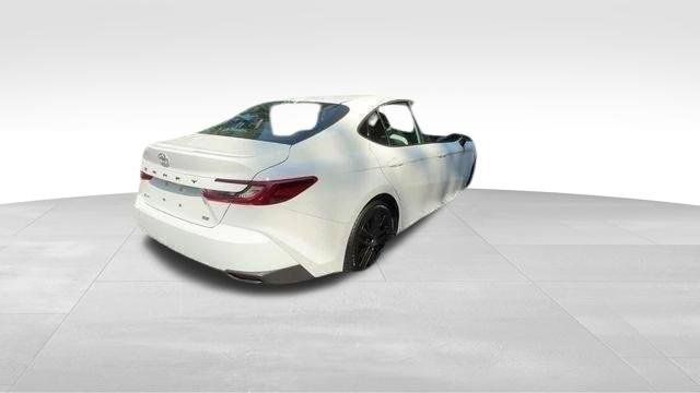 Used 2025 Toyota Camry SE FWD image 40