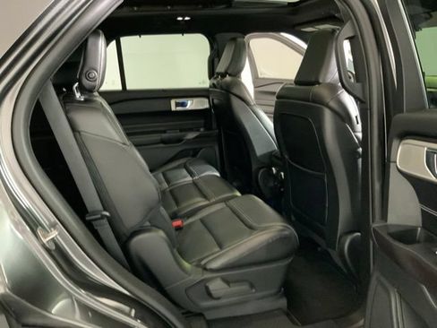 Used 2020 Ford Explorer ST w/ ST Street Pack AWD/4WD image 30