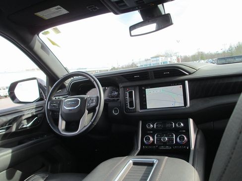 Certified 2022 GMC Yukon XL Denali image 28