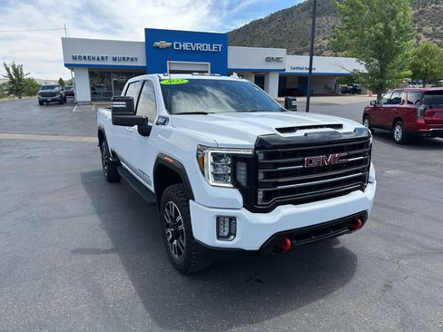Used 2022 GMC Sierra 2500 AT4 AWD/4WD image 4