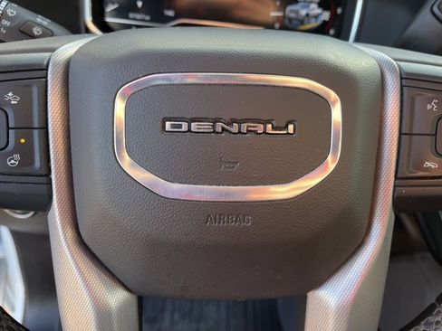 Used 2024 GMC Sierra 3500 Denali image 23