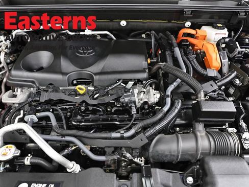 Used 2022 Toyota RAV4 XSE w/ Weather Package AWD/4WD image 7