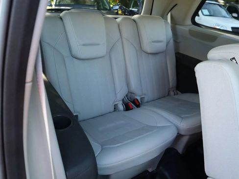 Used 2016 Mercedes-Benz GL 320 BlueTEC 4MATIC image 32
