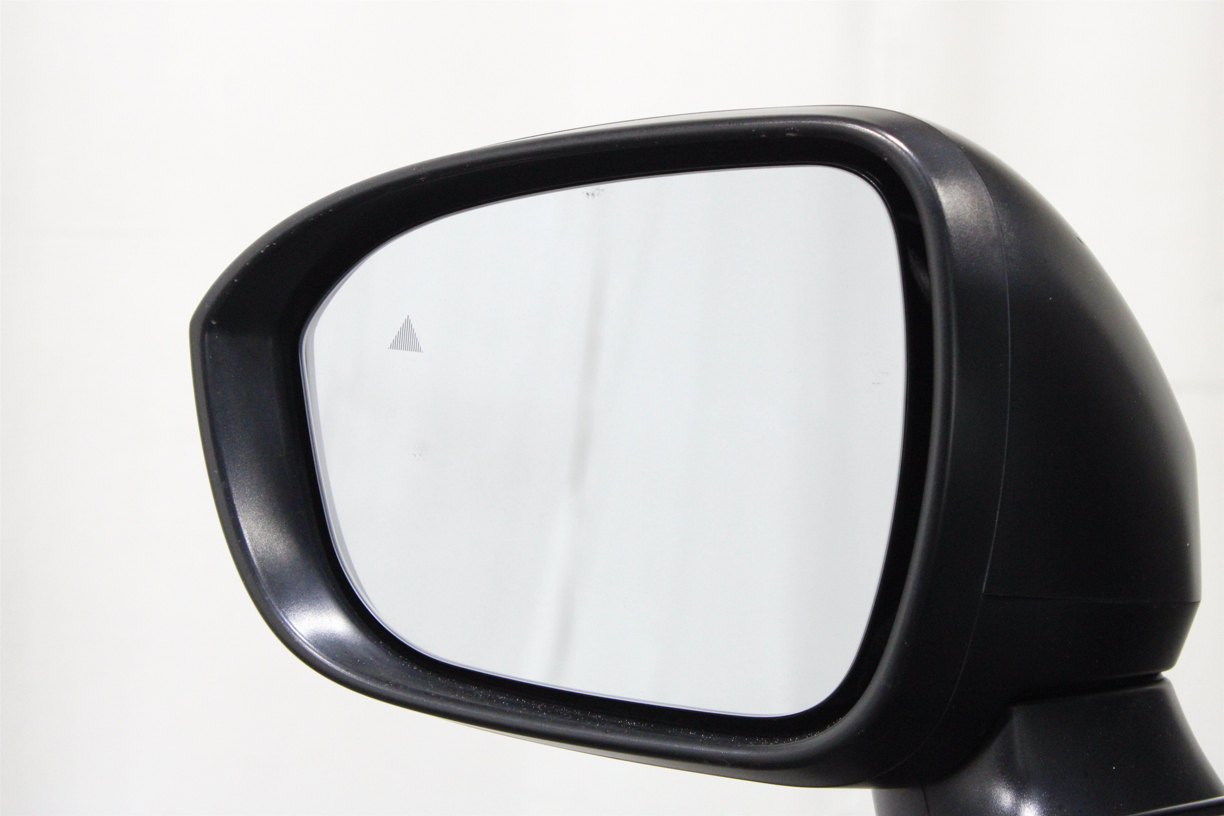 Used 2022 Nissan Rogue S AWD/4WD image 13