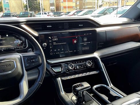Used 2022 GMC Sierra 1500 Denali w/ Technology Package image 6
