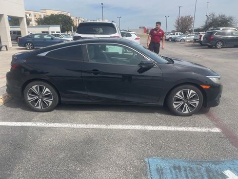 Used 2018 Honda Civic EX-T image 5