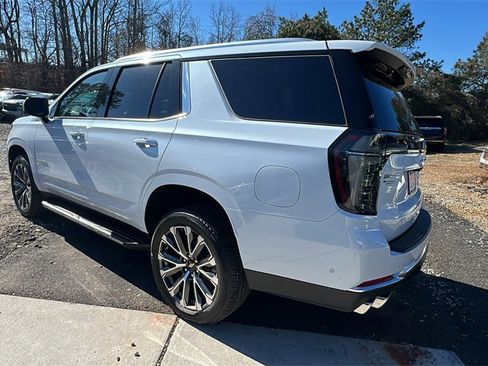 New 2026 Chevrolet Tahoe High Country w/ Sun And Tow Package image 7