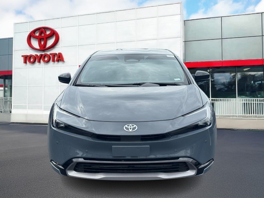 Used 2026 Toyota Prius XLE FWD image 13