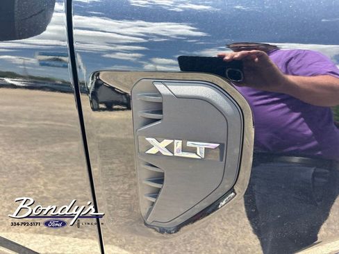 Used 2024 Ford Ranger XLT w/ FX4 Off-Road Package AWD/4WD image 5