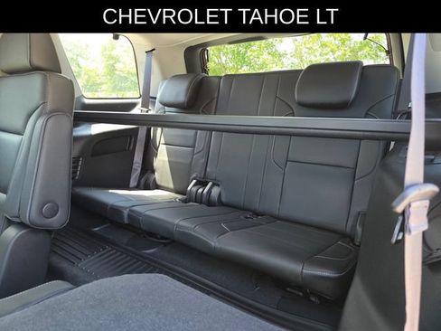 Used 2018 Chevrolet Tahoe LT w/ Luxury Package RWD image 17