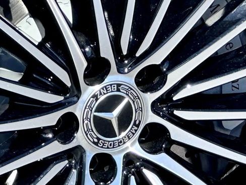 New 2026 Mercedes-Benz GLC 300 4MATIC image 10