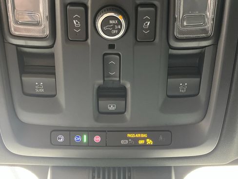 Certified 2023 GMC Yukon Denali AWD/4WD image 30
