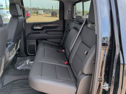 New 2026 GMC Sierra 1500 SLT AWD/4WD image 37