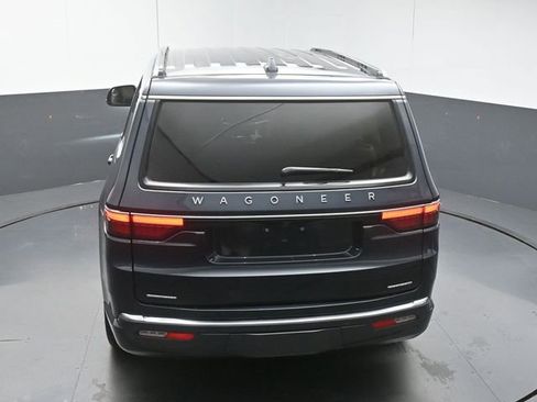 Used 2022 Jeep Wagoneer Series III w/ Flexible Seating Group image 46