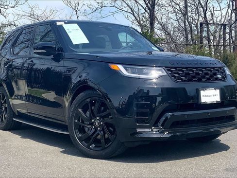 Certified 2025 Land Rover Discovery Dynamic SE AWD/4WD image 2