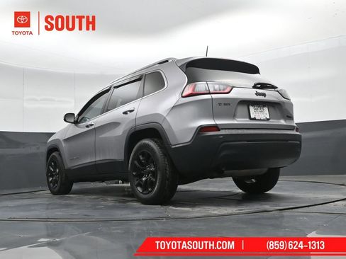 Used 2019 Jeep Cherokee Latitude w/ Popular Appearance Group image 44