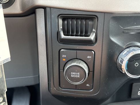 Used 2025 Ford F150 XLT w/ Equipment Group 301A Standard AWD/4WD image 22