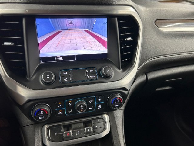 Used 2020 GMC Acadia SLE FWD image 17