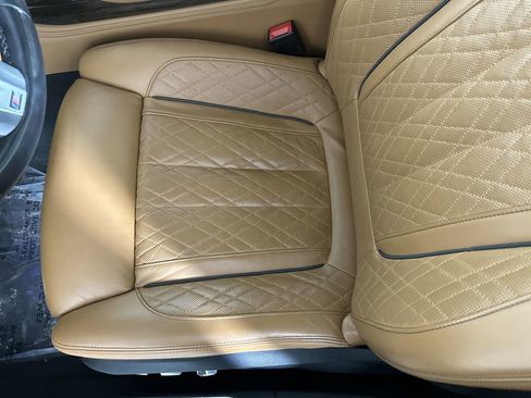 Used 2022 BMW 740i xDrive w/ Luxury Rear Seating Package image 24