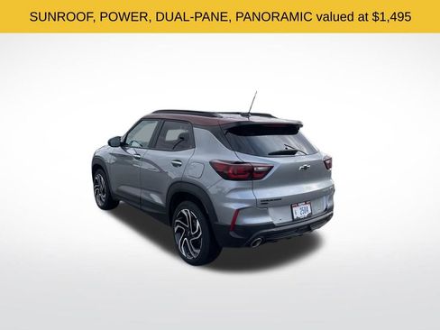 Used 2025 Chevrolet TrailBlazer RS w/ Convenience Package image 3