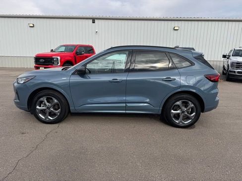 Used 2023 Ford Escape ST-Line w/ Tech Pack #1 image 6