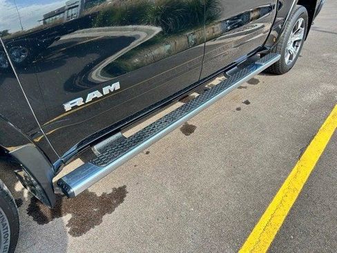 Certified 2019 RAM 1500 Laramie AWD/4WD image 8
