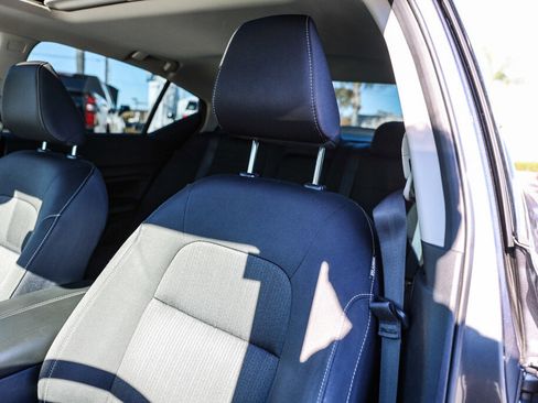 Used 2020 Nissan Altima 2.5 SV image 17