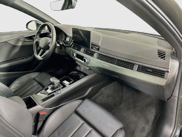 Used 2024 Audi A4 2.0T Premium AWD/4WD image 28