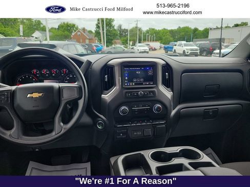 Used 2025 Chevrolet Silverado 2500 Custom w/ Custom Convenience Package AWD/4WD image 10