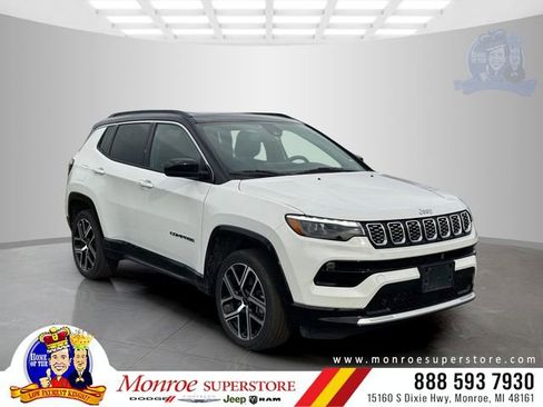 Certified 2025 Jeep Compass Limited w/ Elite Group AWD/4WD image 1