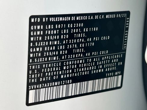 Used 2024 Volkswagen Tiguan SEL R-Line image 72