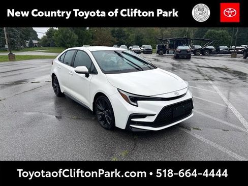 Used 2024 Toyota Corolla SE FWD image 1